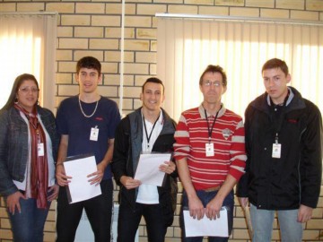 Andréia, Lucas, Leandro, Roque e Eduardo